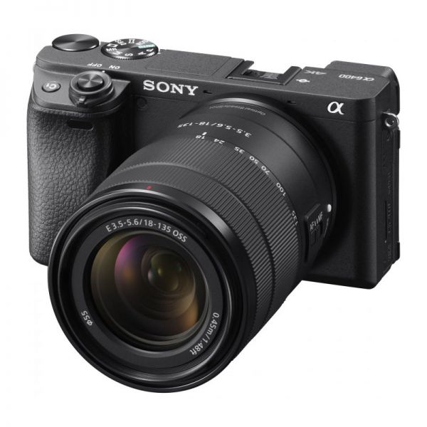 Цифровая фотокамера Sony Alpha A6400 Kit 18-135 чёрная