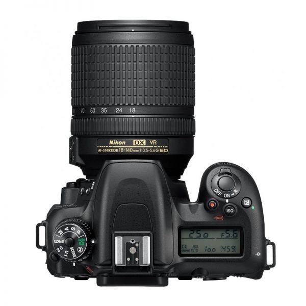 Зеркальный фотоаппарат Nikon D7500 kit 18-140 VR