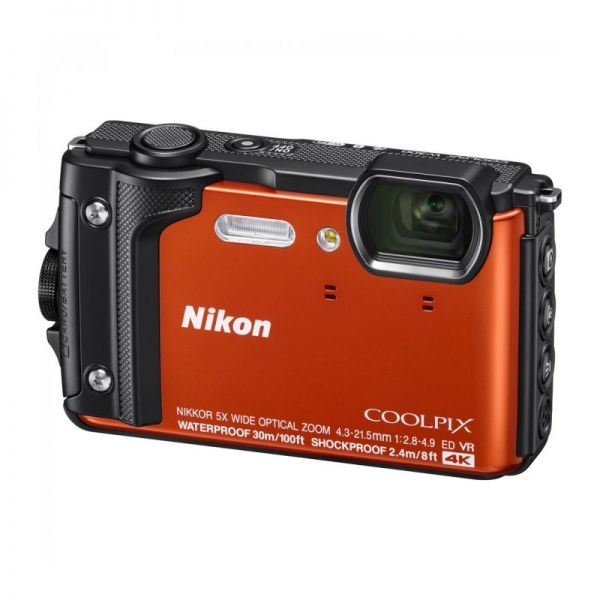 Цифровая фотокамера Nikon Coolpix W300 оранжевая