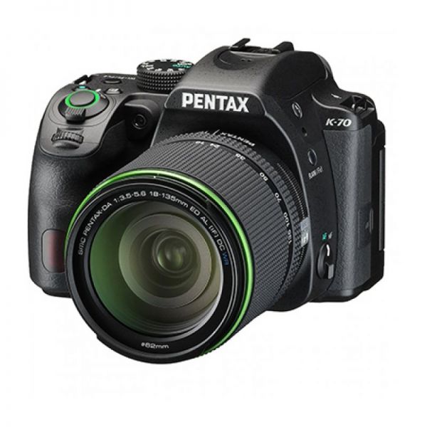 Зеркальный фотоаппарат Pentax K-70 body + объектив DA 18-135WR черный