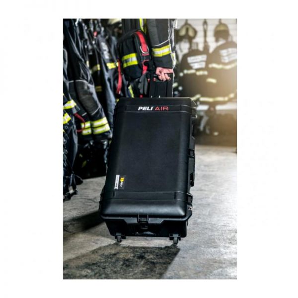 Защитный кейс 1615 Peli Air черный с поропластом Air,WL/WF,BLACK,PELI