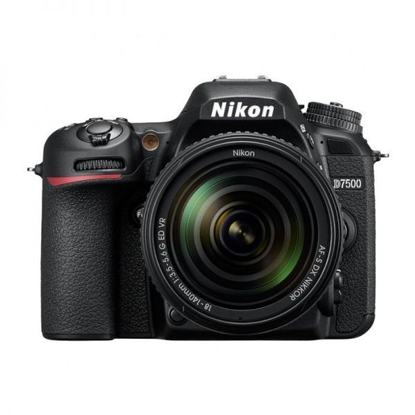 Зеркальный фотоаппарат Nikon D7500 kit 18-140 VR